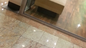 Fotbalistul cu cel mai stufos CV amoros a ramas singur! Acum iese la mall cu prietenii!