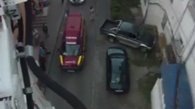 O femeie din Suceava a sunat la 112 speriată că nepotul ei a păţit ceva. Ce au găsit pompierii în apartament este incredibil 