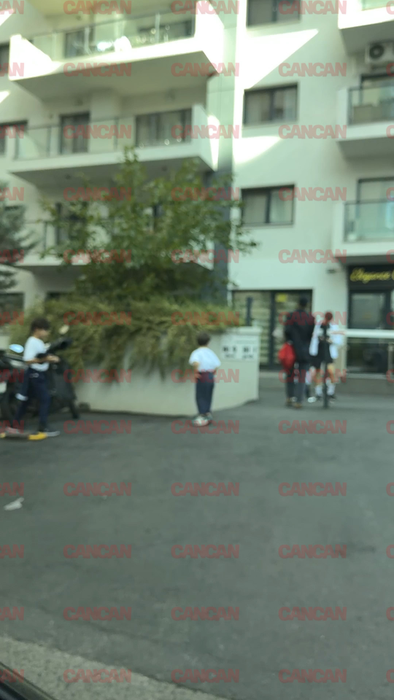 Andreea Popescu la fosta sa locuință