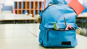 Descoperă un ghiozdan perfect pentru școală (P)