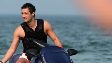 Gesturi erotice intre sotia producatorului de ceasuri Franck Muller si Lucian Becali! Au baut, s-au placut... ce or fi facut?