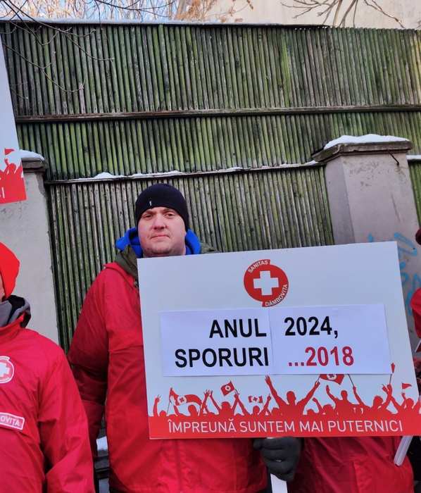 Robsert, asistent medical, s-a stins din viață fulgerător/ Sursa foto: Facebook