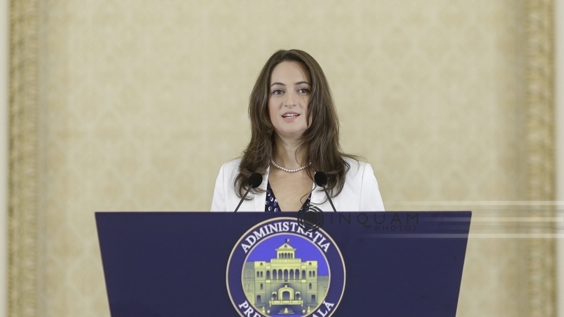 A născut Mădălina Dobrovolschi, purtătoarea de cuvânt a lui Klaus Iohannis. Prima fotografie cu fetiţa