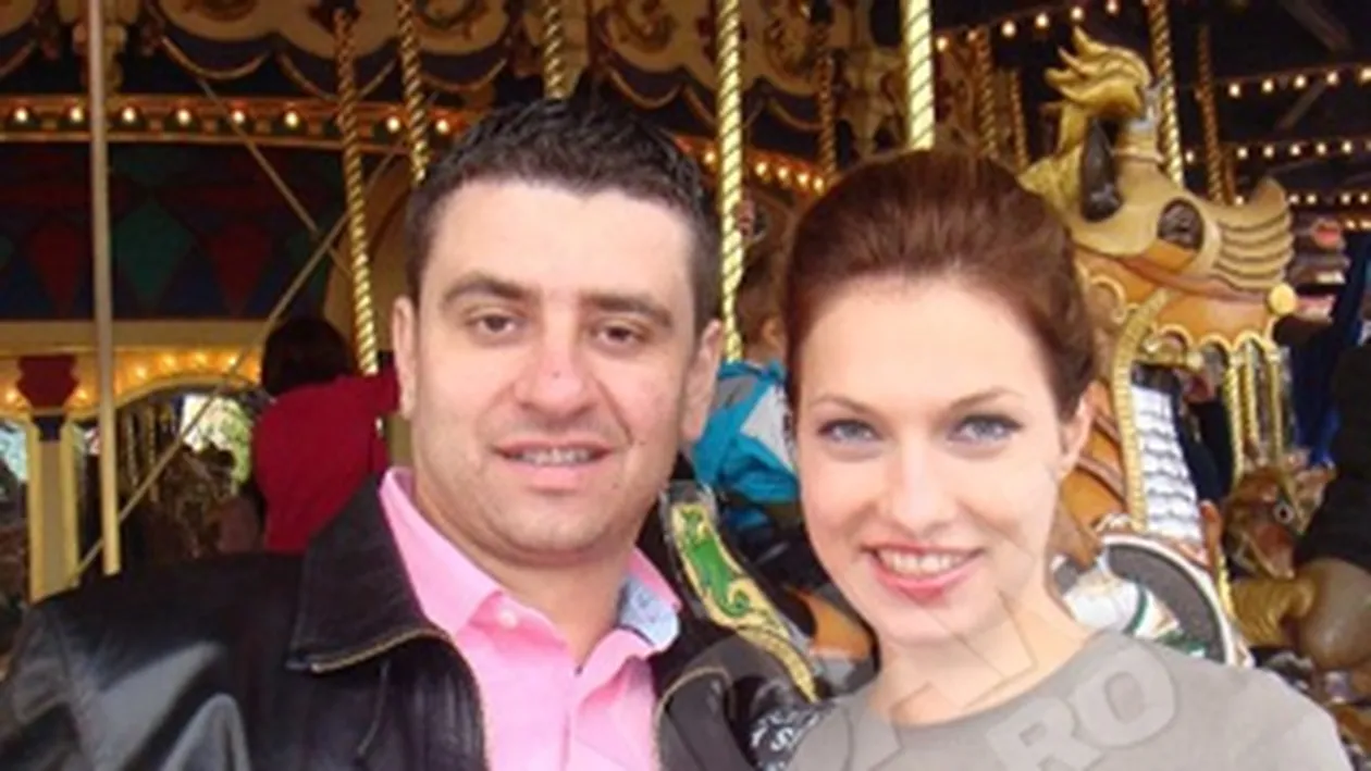 Logodnicul Miss Model of the World pipaie statui!