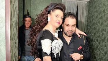 Cum mai arată Cornelia, dansatoarea preferată a maneliştilor! Vedeta se îmbracă la fel de provocator