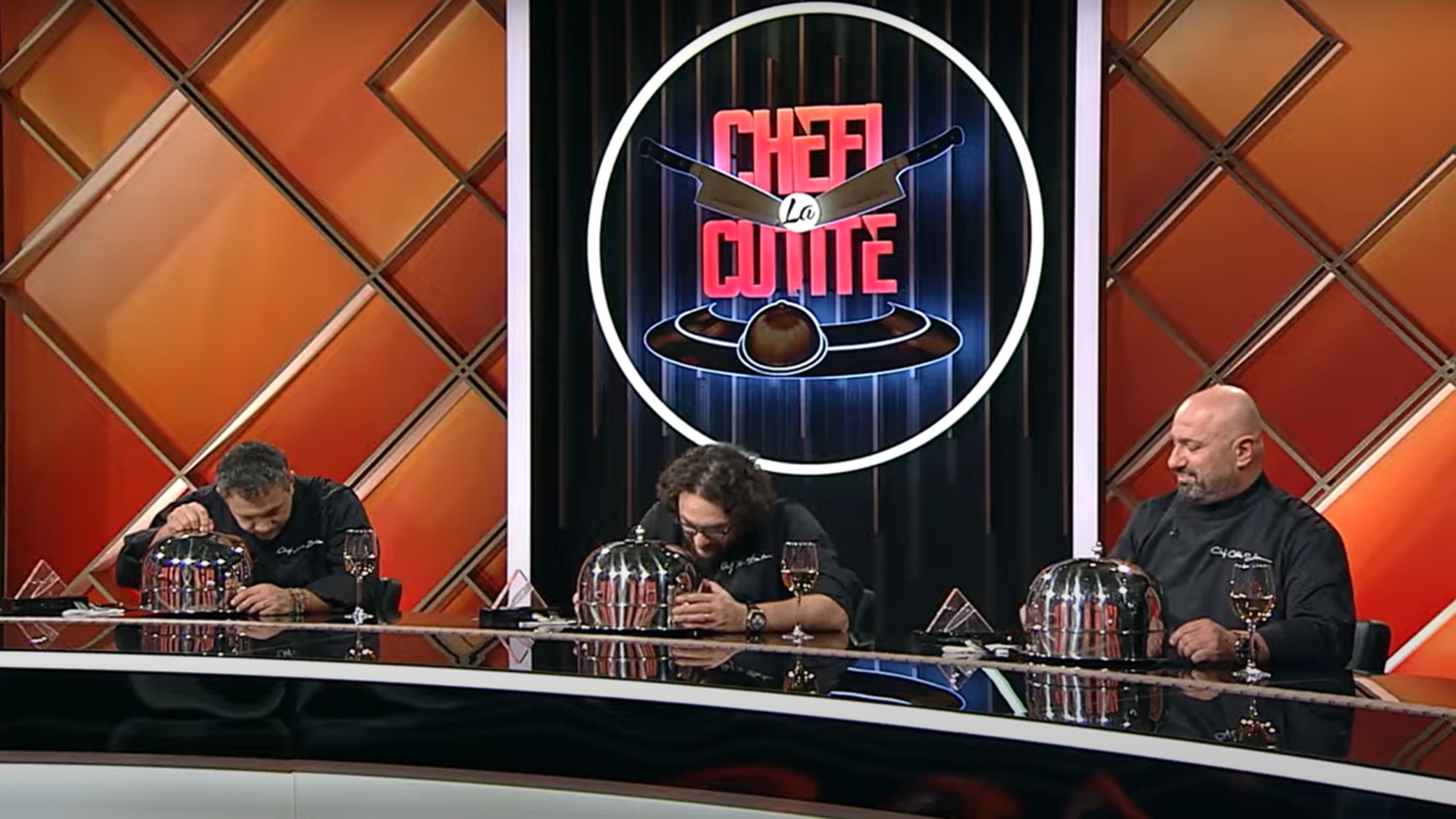 A fost eliminat de la „Chefi la Cuțite”, seara trecută! Cine este concurentul de la Antena 1 care a acumulat doar 6 puncte