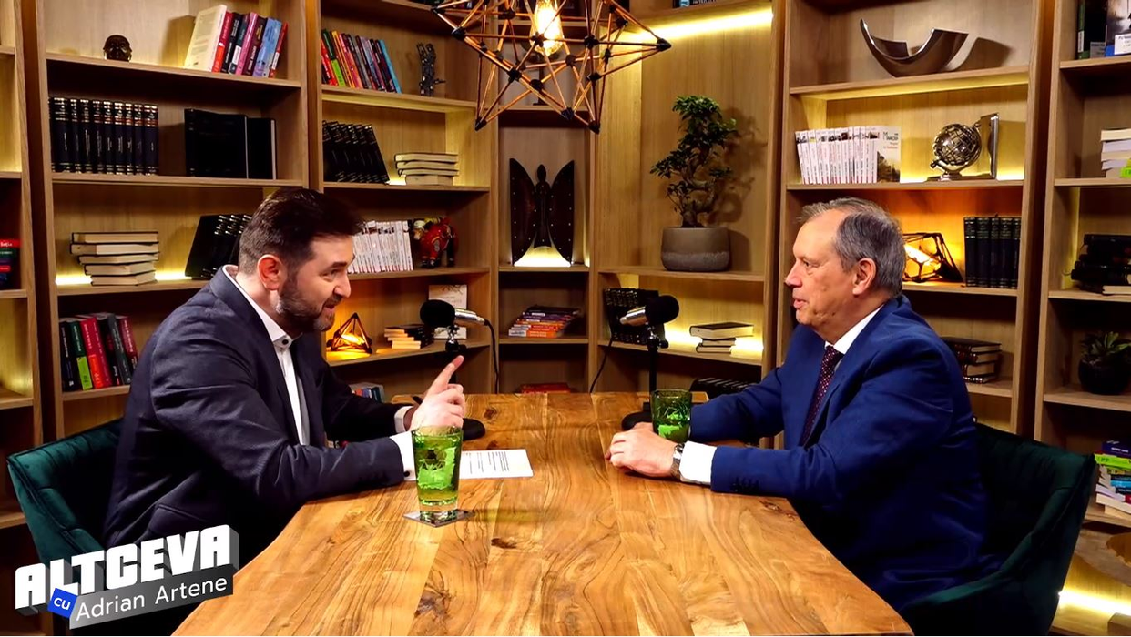 Adrian Artene îl are invitat, sâmbătă, de la ora 19, pe Dumitru Prunariu (Foto: CANCAN.RO)