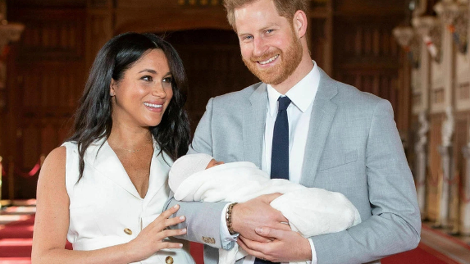 Archie, fiul prințului Harry și al lui Meghan Markle, împlinește astăzi un an! Ce cadou neașteptat i-au făcut părinții lui