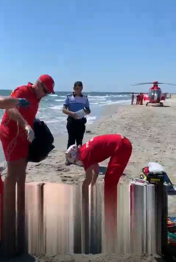 Un bărbat s-a înecat pe o plajă la Corbu. Avea 47 de ani și era din Ilfov