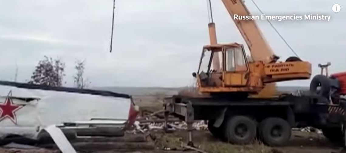 Tragedie în centrul Rusiei! 16 persoane au murit, după ce un avion s-a prăbușit