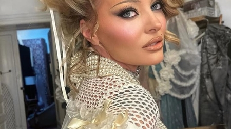 Cum a fost surprinsă Delia Matache la învestirea lui Nicușor Dan. S-a văzut TOT în direct, la TV, iar fanii s-au amuzat teribil!