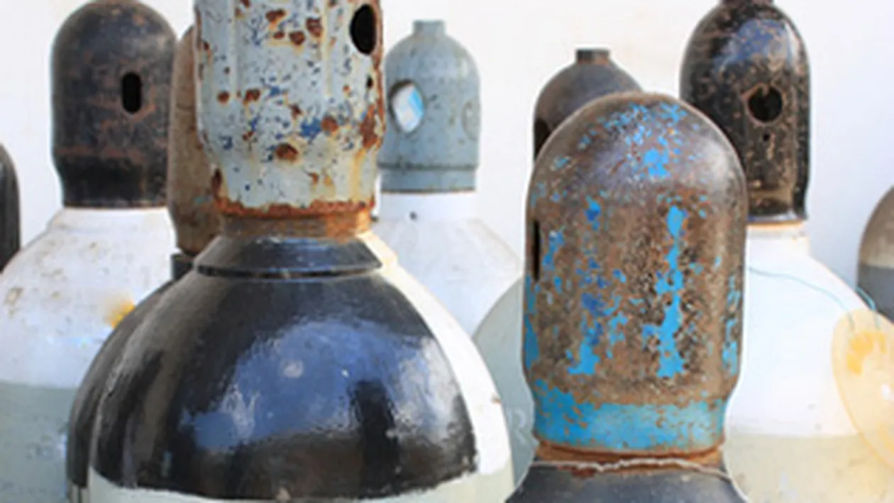 Explozie la un centru de butelii din Dambovita