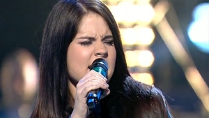 De mica a visat sa fie "Vocea Romaniei"! Ti se face pielea de gaina daca o auzi pe Sanziana Nicolae in urma patru ani!