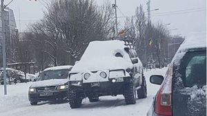 Marian Godină lovește din nou! Schimb acid de replici cu un internaut: ”O să mă calce pe cap!” / Degeaba ești polițist…” Totul a plecat de la o mașină înzăpezită