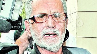 Tatal Madalinei Manole acuza: "Nepotul nostru e ostatic la Botosani! Primeste 8,5 milioane de lei de la stat si banii merg la batranii aia"