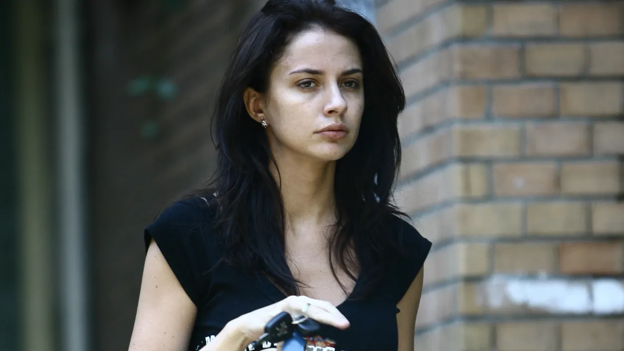 Acum sase ani incepeau timid o idila! Imagini de colectie cu Adelina si Cristi Chiviu dupa prima noapte de amor!