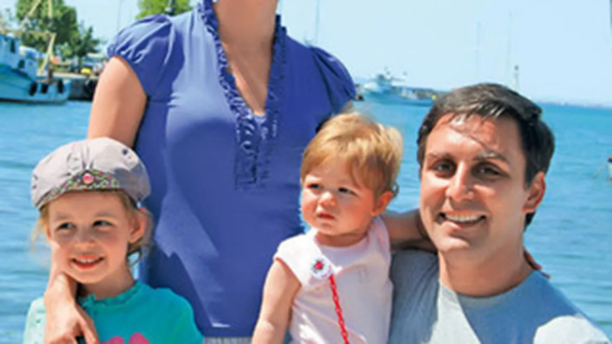 Andreea Liptak: Fetele mele isi fac bagajele zilnic si ne intreaba unde mergem!