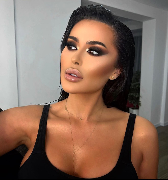 Larisa, noua manageră de la Taverna Racilor/ Sursa foto: Instagram