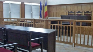 Trei tineri din Tulcea au fost trimisi in judecata dupa ce au furat combustibil!