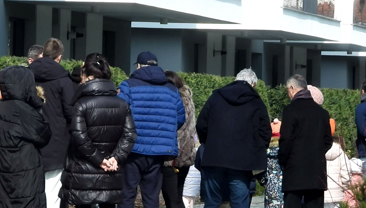 Mircea Lucescu s-a întors în România și a fost asaltat de prieteni, dar și de necunoscuți
