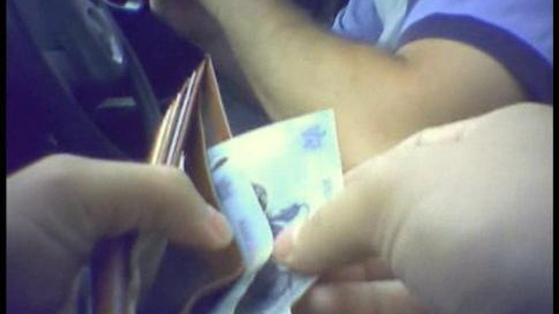 E pe bune! Doi poliţişti din Ilfov au furat şpaga unui coleg