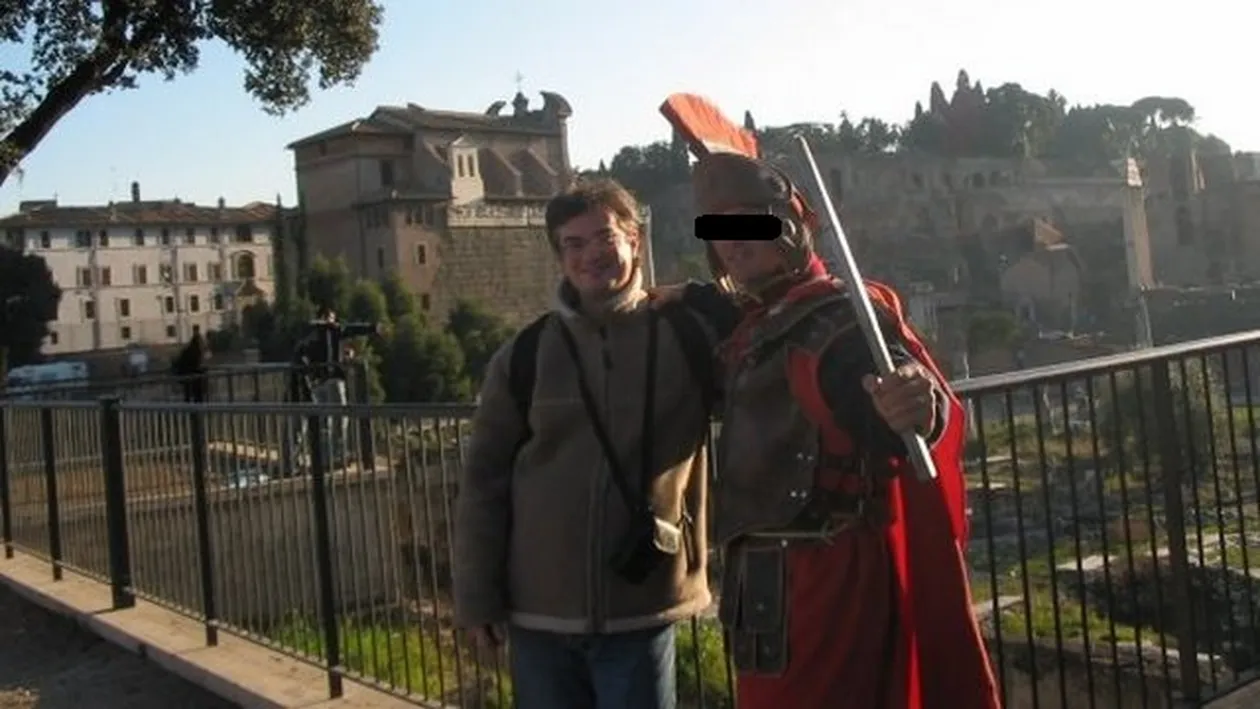 Cum arata acum Razvan, baiatul cu plete de la Gaz pe foc? E doctor la Fundeni, dar nu-l mai recunoaste nimeni!