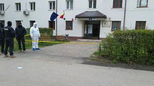 Scene de film de groază în Dâmbovița. O femeie a fost înjunghiată mortal, un bărbat se află în stare gravă