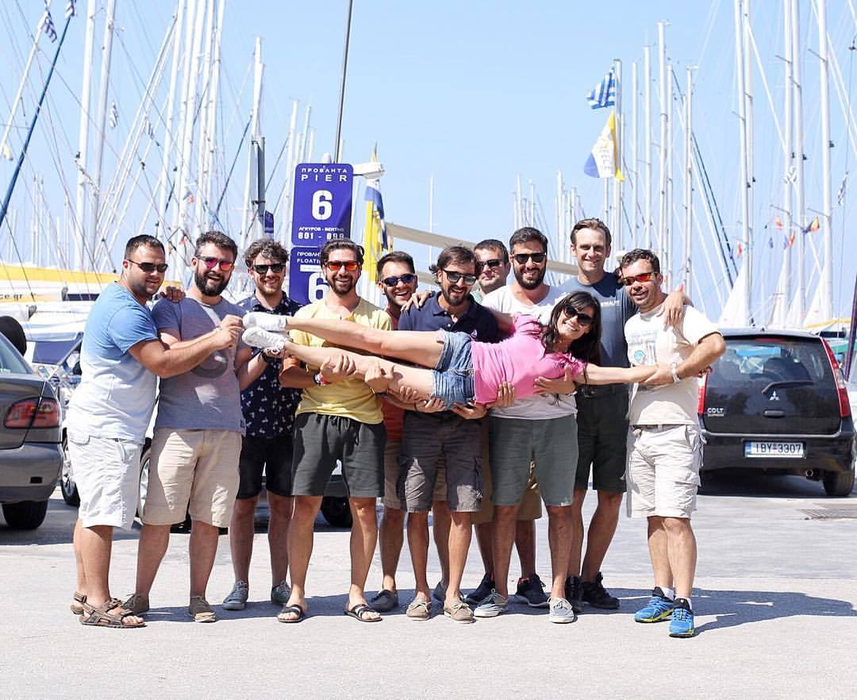 Adriela s-a bucurat de o vacanţă alături de prieteni