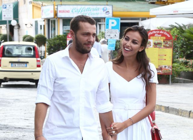 Mădălina Ghenea şi-a îndeplinit în sfârşit cel mai mare vis: a devenit mămică!