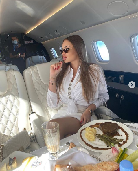 Daria Radionova, reacție fără precedent, după ce misteriosul bărbat i-a trimis flori Biancăi: ”Acest creier tâmpit nu se poate împăca!”