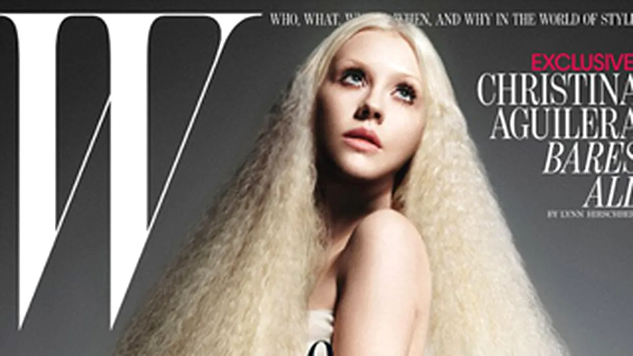 Christina Aguilera a uimit cu noua silueta! A pozat goala pentru coperta revistei W!