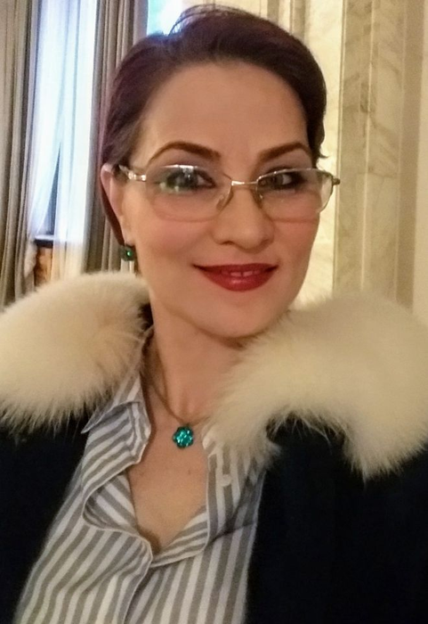 Mesajul emoționant al Nicoletei Voicu pentru mama ei: ”Ți-aș face chipul o icoană…” + Imagini de colecție cu artista când era mică