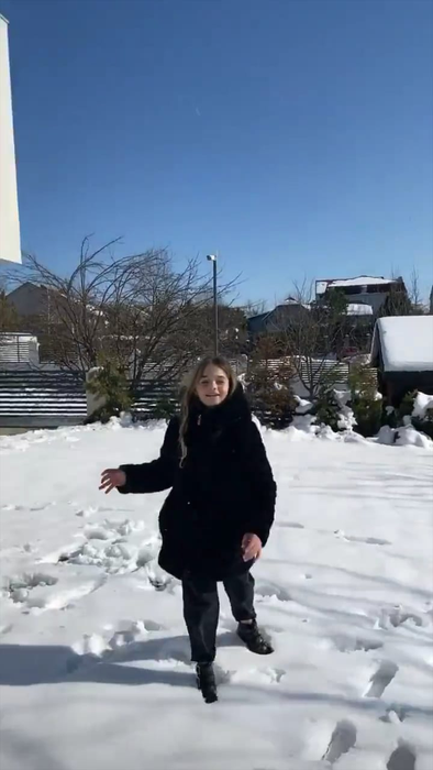 Maya Castellano a venit în România și stă la Antonia! Ce mărturisire emoționantă a făcut iubita lui Alex Velea