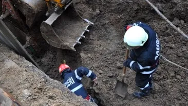 Muncitor îngropat, la patru metri adâncime, de un mal de pământ, în Teleorman