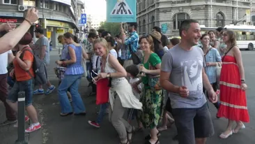 Un Logan cu numere de Giurgiu a facut azi senzatie in Capitala! Ce MESAJ avea lipit pe luneta! Toti bucurestenii au ras in hohote