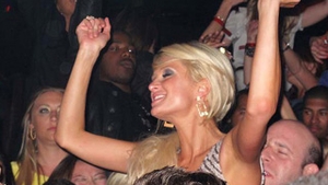 Paris Hilton s-a despartit de logodnicul baseballist