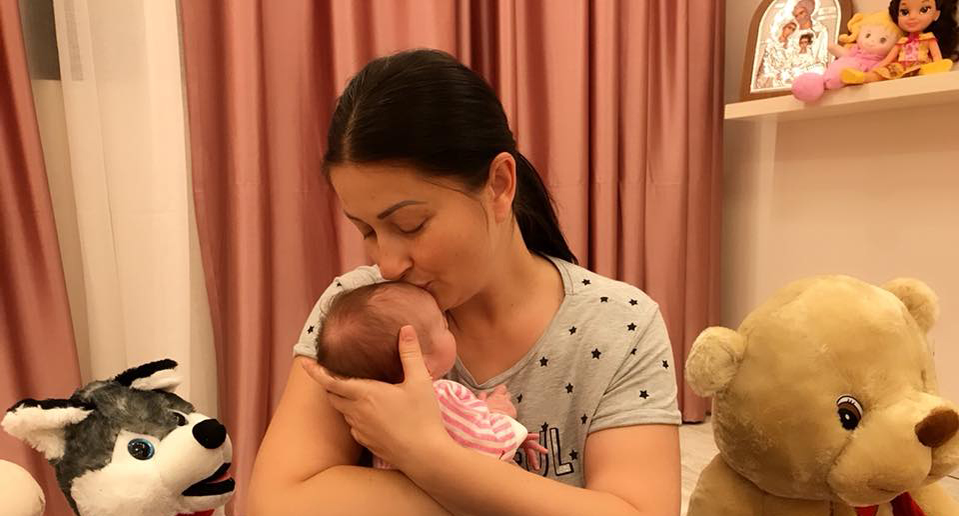 Gabriela Cristea, motiv de sărbătoare! Uite cum s-a fotografiat împreună cu fiica ei, Victoria