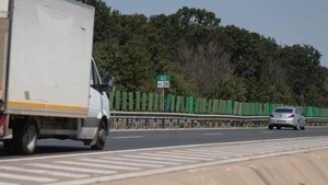 Autostrada A2, închisă temporar după ce resturi de animale sacrificate au fost împrăștiate pe carosabil