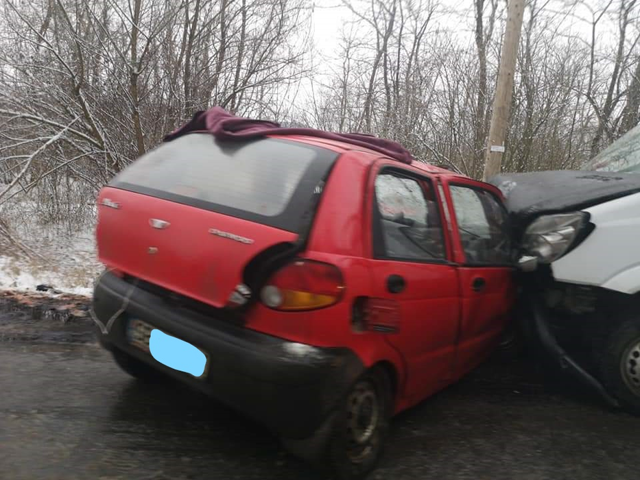 Accident cu două persoane decedate în Sibiu, după ce un autoturism s-a ciocnit cu un microbuz