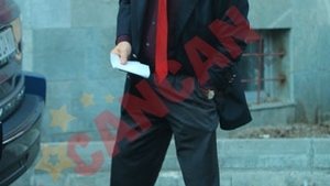 Avocatul lui Adrian Nastase si al lui Omar Hayssam, prins "in offsaid" de sotie