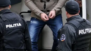 Un bebeluş a fost atacat de un psihopat în centrul Capitalei! A fost imediat arestat 