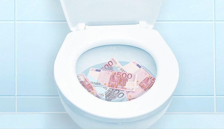 Mai bine de 120 de mii de euro au fost gasiti de autoritati