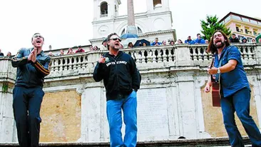 Russell Crowe, cantaret ambulant