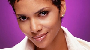 Halle Berry nu are voie să se mute cu fiica sa în Franţa! Afla de ce!