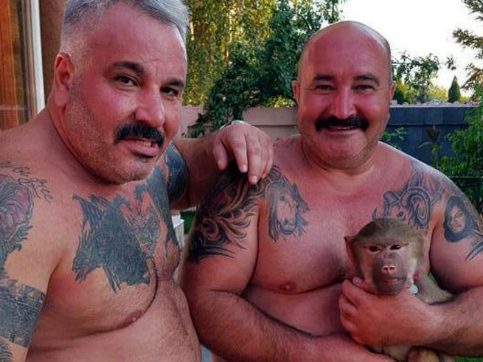 Sile Cămătaru, alături de fratele lui, Nuțu