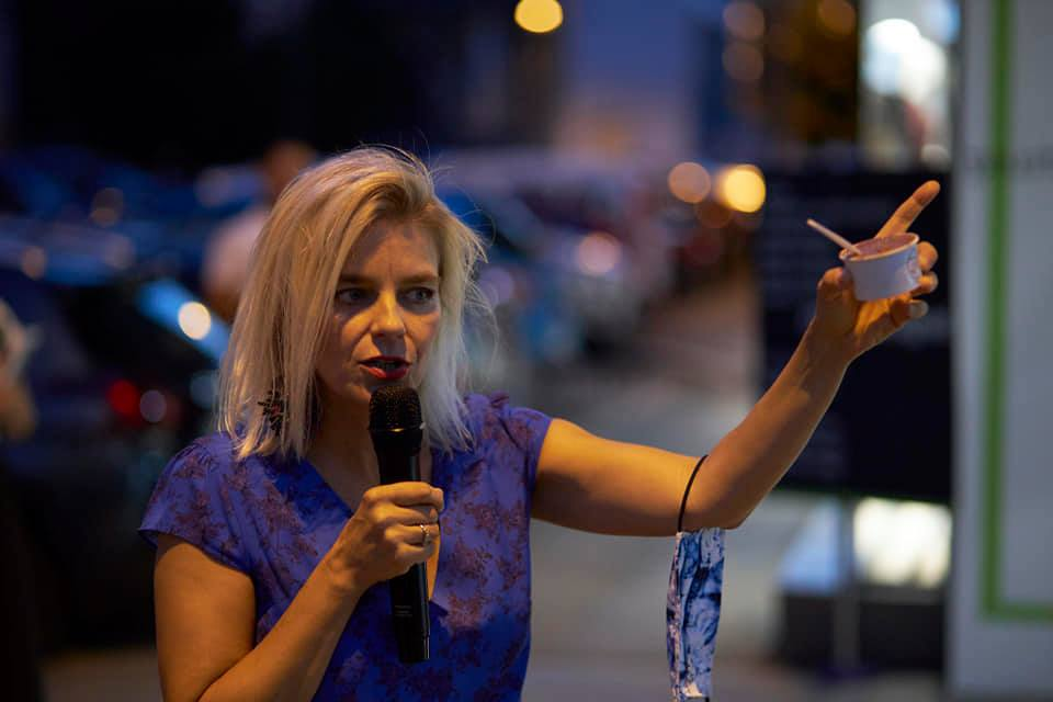 Ce s-a ales de Gianina Corondan, fosta vedetă Pro TV. La 55 de ani, e singură, nu are copii și niciun loc de muncă