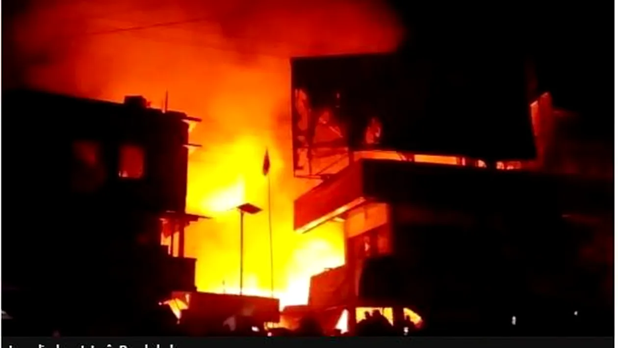 COLECTIV 2 | 70 de oameni au murit arși de vii, în urma unui incendiu care a cuprins toată clădirea!