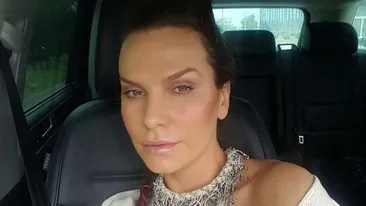 ANNA LESKO îşi arată dotările cu care l-a cucerit în trecut pe IRINEL COLUMBEANU! Vezi fotografia care i-a incitat fanii