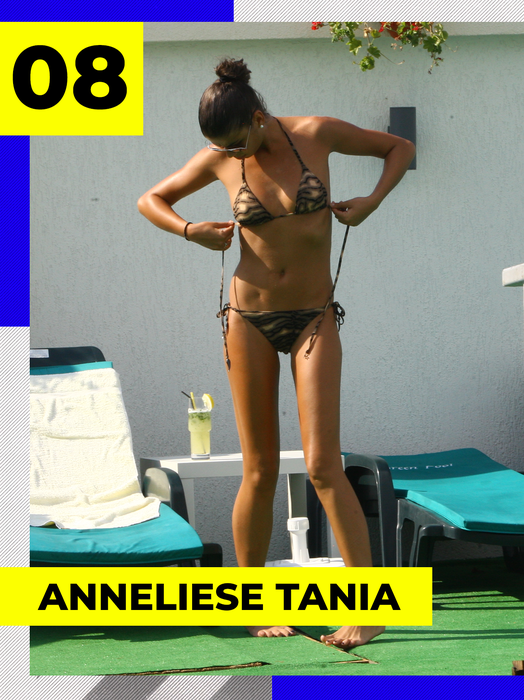 Parada bombelor sexy fără sutien. Divele din România și-au dezgolit nurii pentru bronzul perfect, sub privirile pofticioase ale bărbaților de pe plajă!