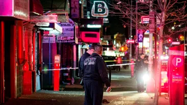 Alertă în New York! Un bărbat a intrat intenţionat cu maşina în mulţime, în Queens. Sunt cel puţin un mort şi patru răniţi